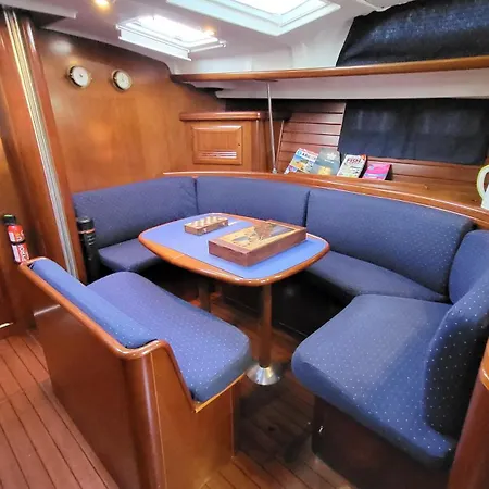 Yacht Oceanis Clipper Las Galletas