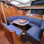 Yacht Oceanis Clipper لاس غاليتاس