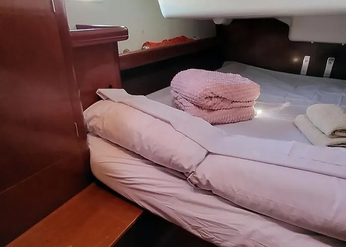 Yacht Oceanis Clipper Tekne